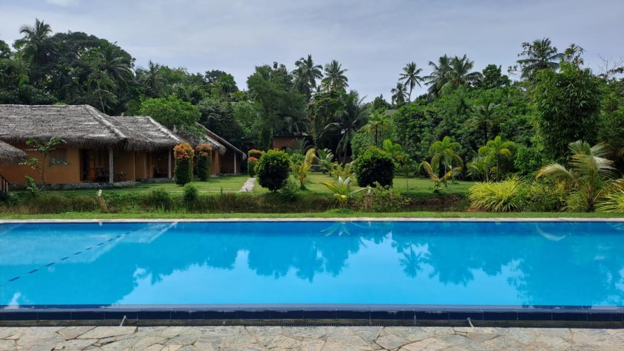 Maison d'hôtes Happy Man Village Bentota